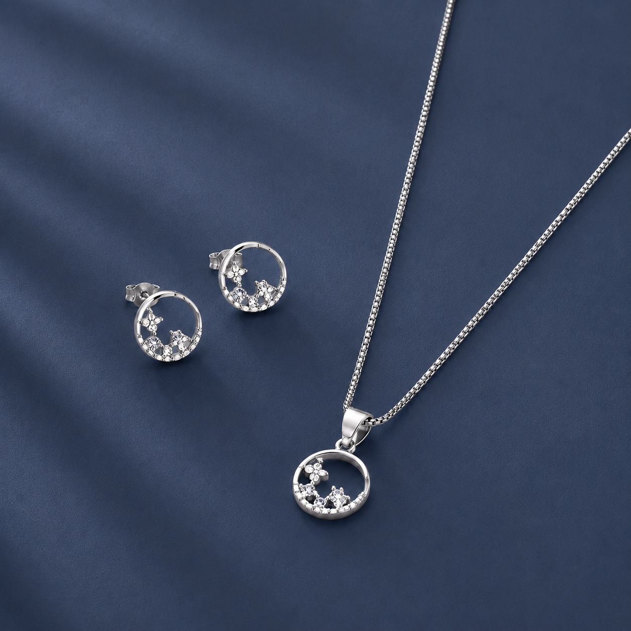 GenZ Collection Silver Chain Pendant Earing Set