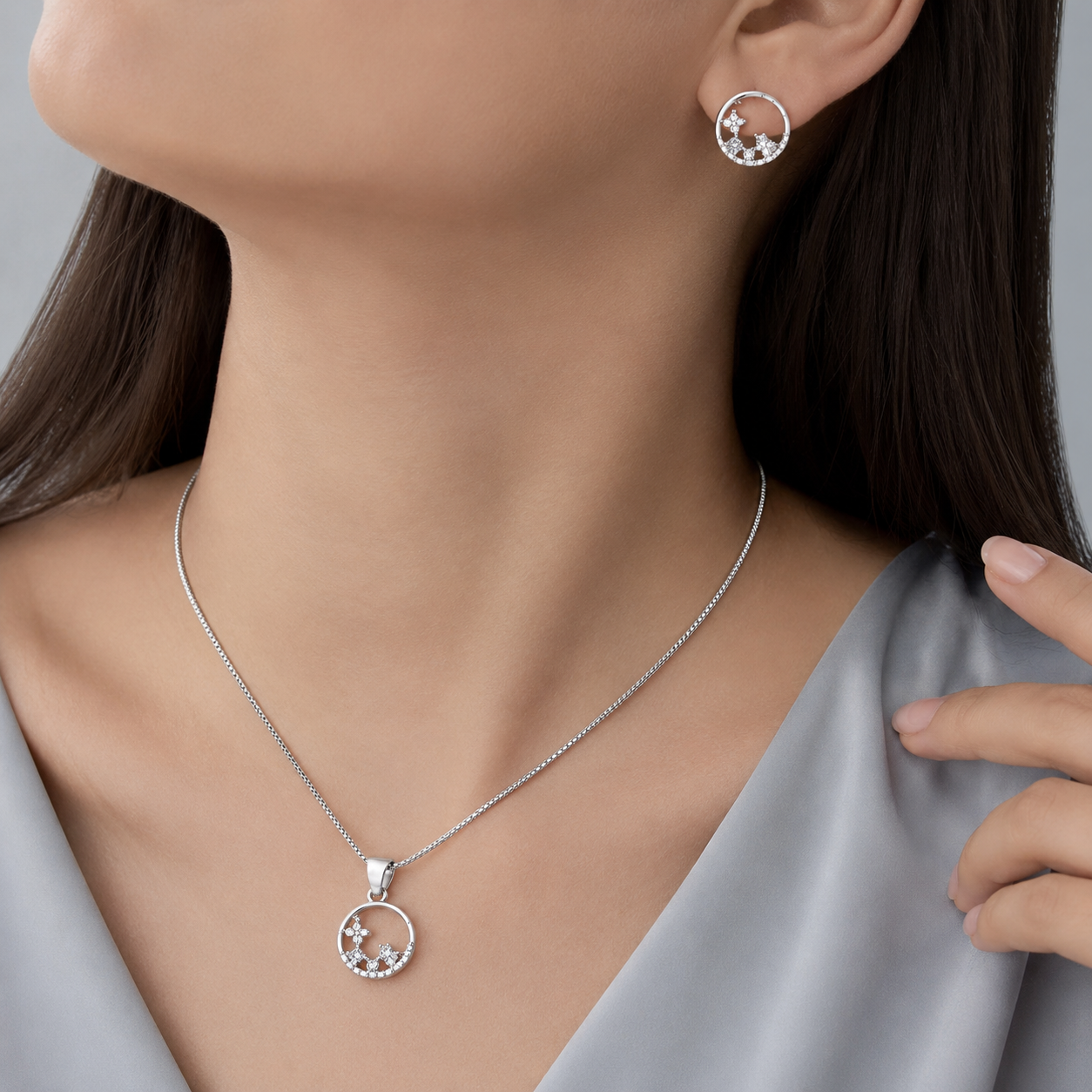 GenZ Collection Silver Chain Pendant Earing Set